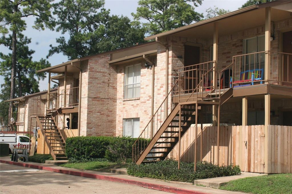 16303 Lyons School Rd 710, Spring, TX 77379