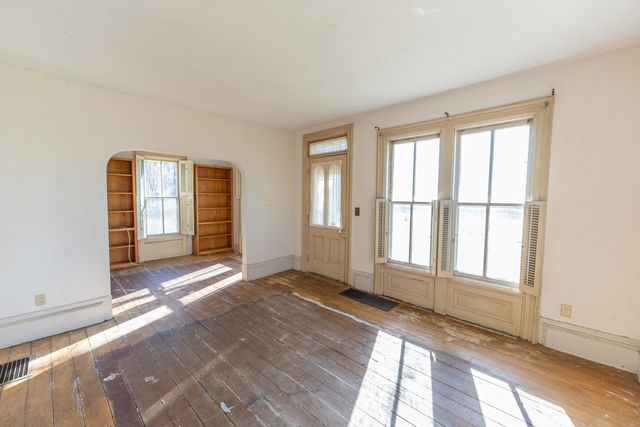 7093 Forest Preserve Road, Rockton, IL 61072