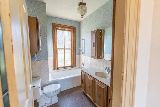 7093 Forest Preserve Road, Rockton, IL 61072