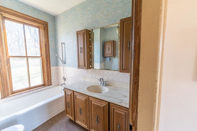 7093 Forest Preserve Road, Rockton, IL 61072