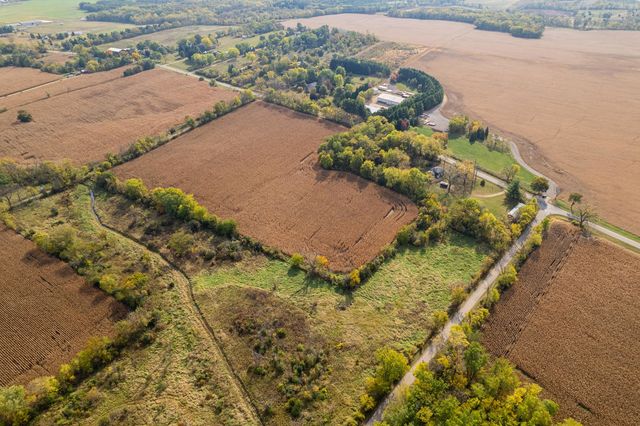 7093 Forest Preserve Road, Rockton, IL 61072