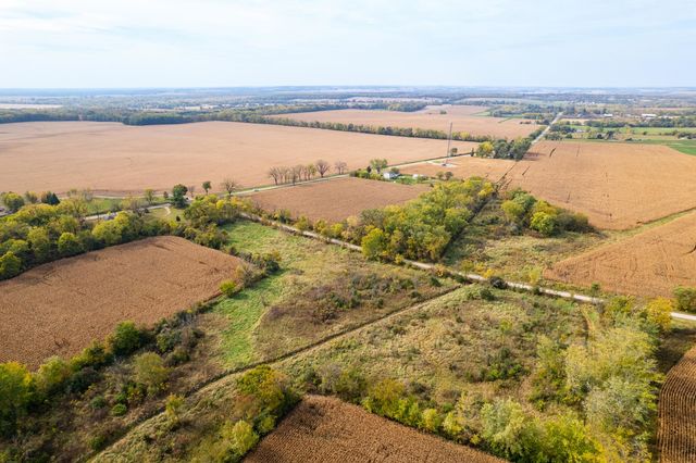 7093 Forest Preserve Road, Rockton, IL 61072