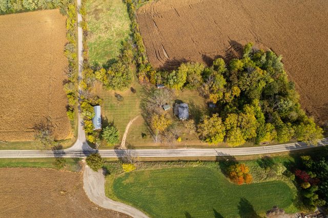 7093 Forest Preserve Road, Rockton, IL 61072