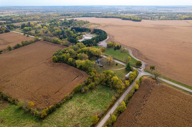 7093 Forest Preserve Road, Rockton, IL 61072