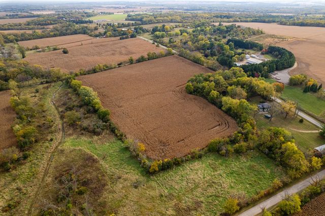 7093 Forest Preserve Road, Rockton, IL 61072