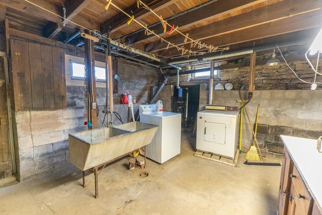 7093 Forest Preserve Road, Rockton, IL 61072