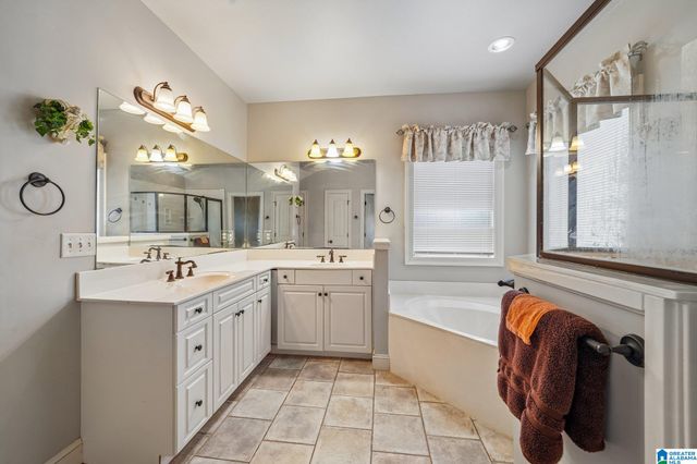 463 HEATHERSAGE ROAD, Maylene, AL 35114