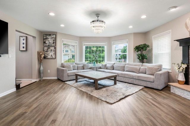 W127S9657 Scott Krause DRIVE, Muskego, WI 53150