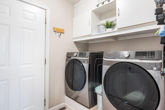 W127S9657 Scott Krause DRIVE, Muskego, WI 53150