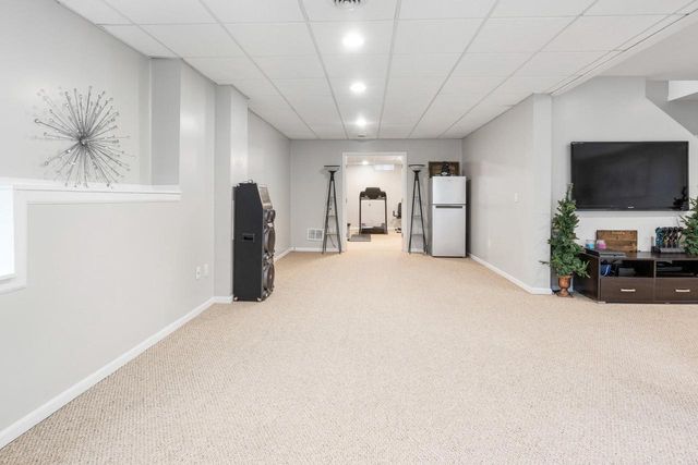W127S9657 Scott Krause DRIVE, Muskego, WI 53150