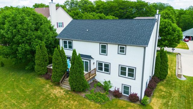 W127S9657 Scott Krause DRIVE, Muskego, WI 53150