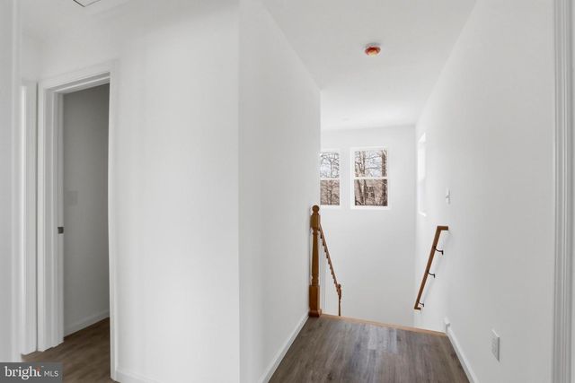 607 SOUTH LAKEVIEW, Cross Junction, VA 22625