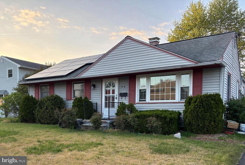 24 CHARLES PL, Pennsville, NJ 08070