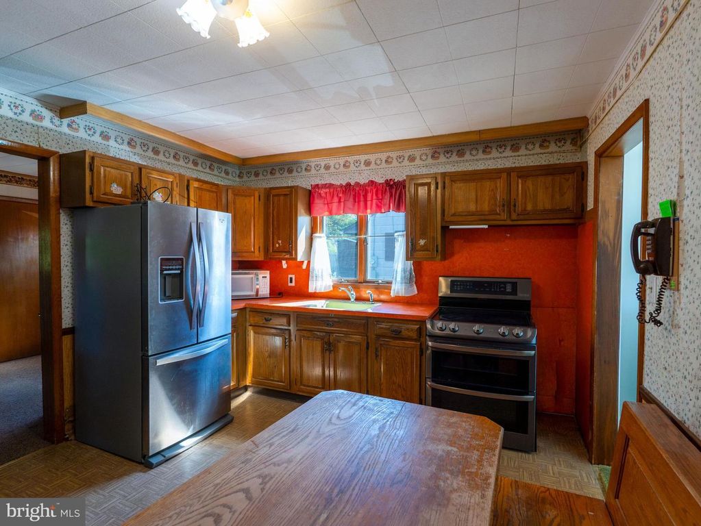Image 16 of property listing at 24 CHARLES PL, Pennsville, NJ 08070