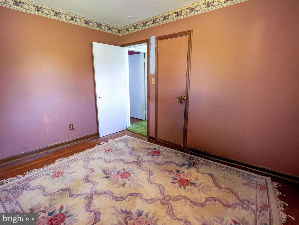 Image 25 of property listing at 24 CHARLES PL, Pennsville, NJ 08070