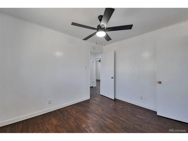 5718 Iris St, Arvada, CO 80002