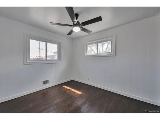 5718 Iris St, Arvada, CO 80002