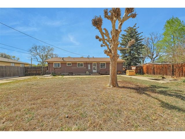 5718 Iris St, Arvada, CO 80002