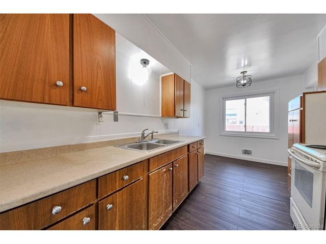 5718 Iris St, Arvada, CO 80002