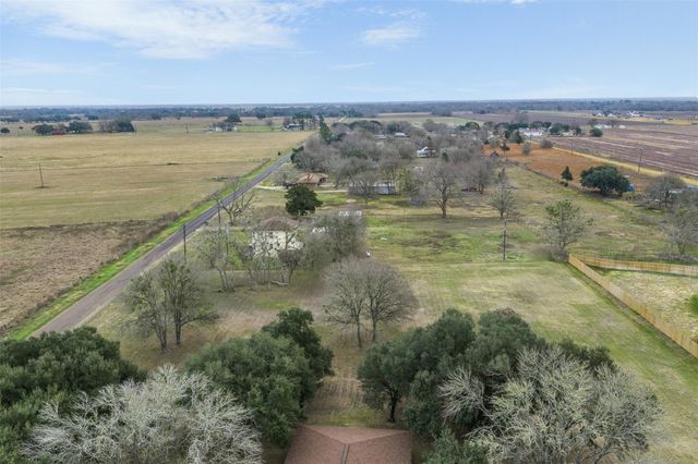 1172 County Road 268, Somerville, TX 77879