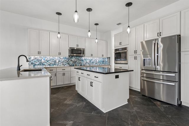 3820 MISTY LANDING DRIVE, Valrico, FL 33594