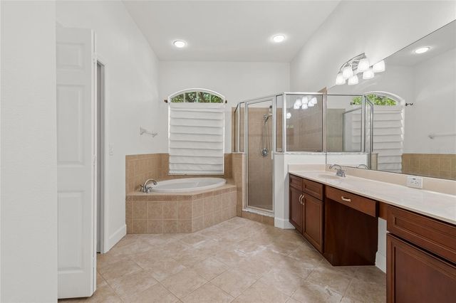 3820 MISTY LANDING DRIVE, Valrico, FL 33594