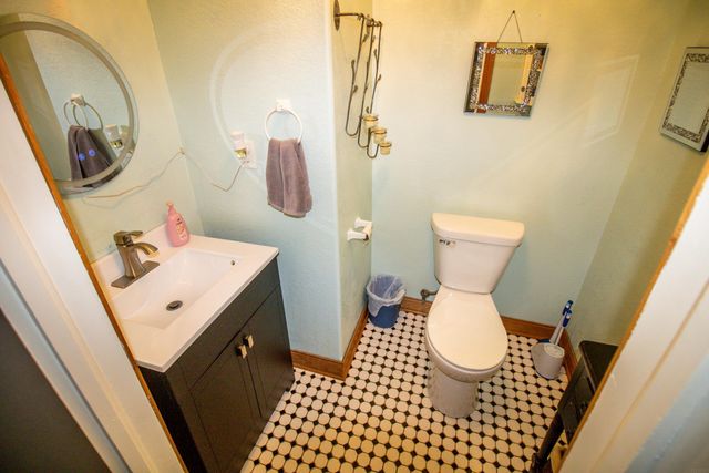 1127 Independence Avenue, Waterloo, IA 50703