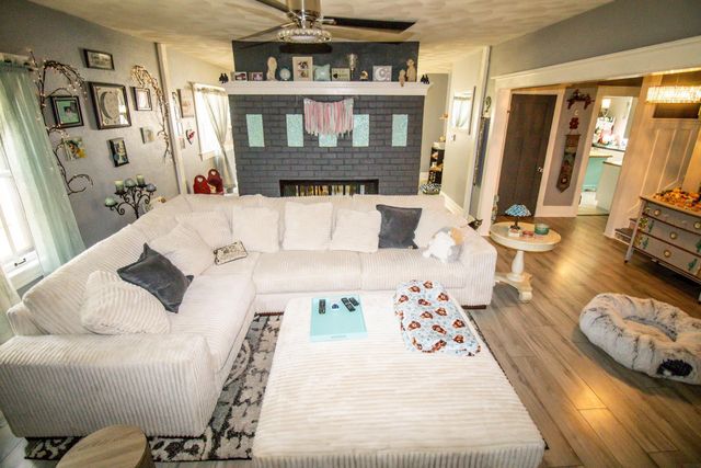 1127 Independence Avenue, Waterloo, IA 50703