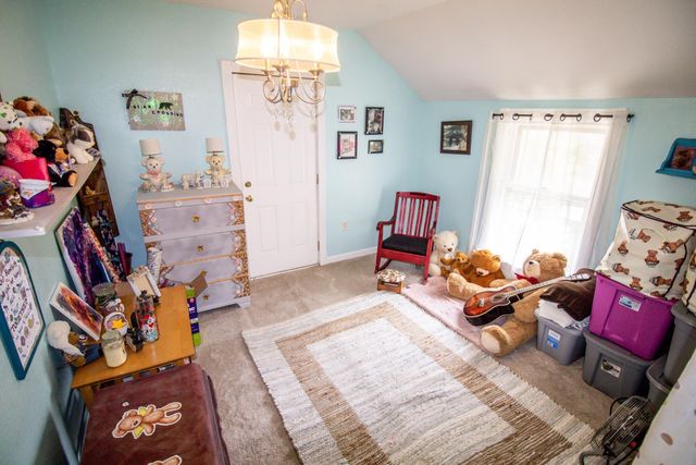 1127 Independence Avenue, Waterloo, IA 50703