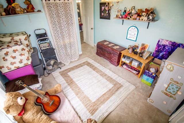 1127 Independence Avenue, Waterloo, IA 50703