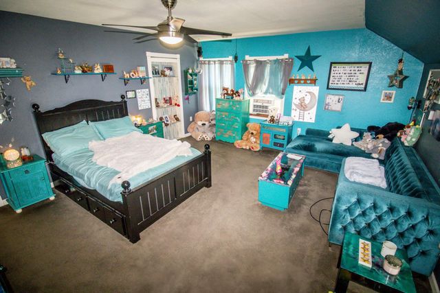 1127 Independence Avenue, Waterloo, IA 50703