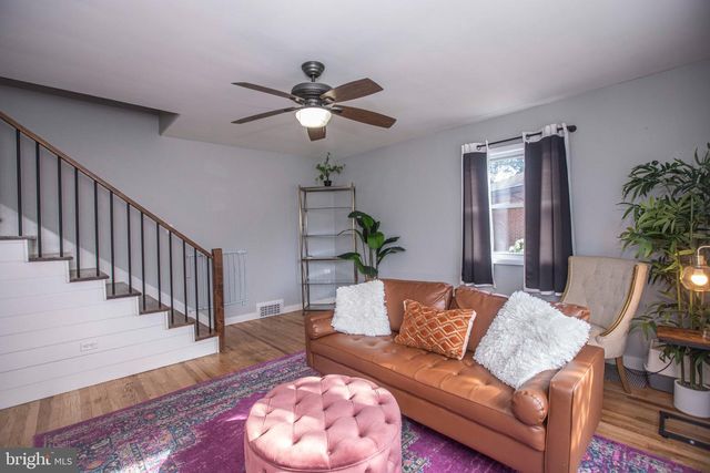 207 N LINDEN ST, Robesonia, PA 19551