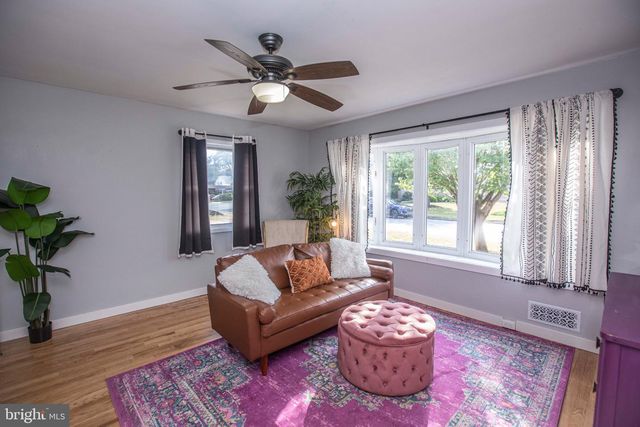 207 N LINDEN ST, Robesonia, PA 19551