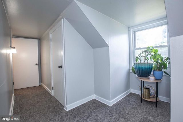 207 N LINDEN ST, Robesonia, PA 19551