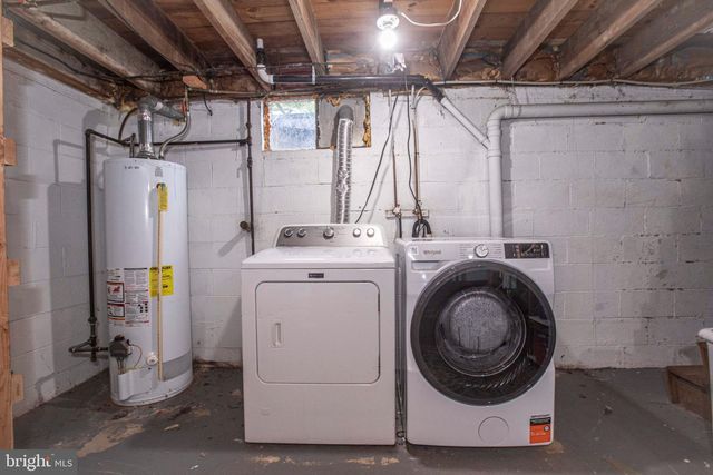 207 N LINDEN ST, Robesonia, PA 19551