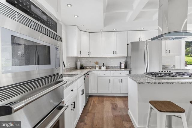 8107 GLADSTONE RD, Glenside, PA 19038