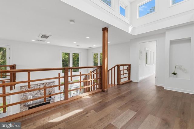 8107 GLADSTONE RD, Glenside, PA 19038