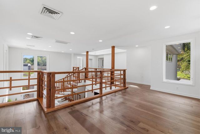 8107 GLADSTONE RD, Glenside, PA 19038