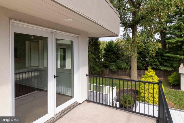8107 GLADSTONE RD, Glenside, PA 19038