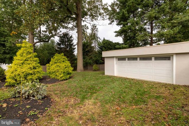 8107 GLADSTONE RD, Glenside, PA 19038
