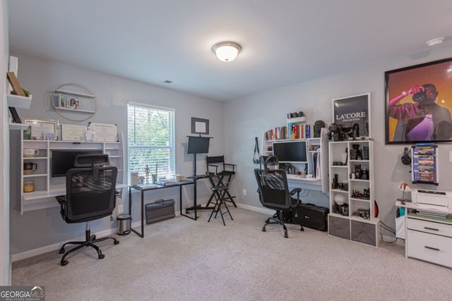 306 Duck Walk Way, Hogansville, GA 30230