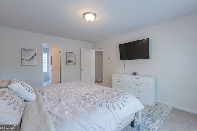 306 Duck Walk Way, Hogansville, GA 30230