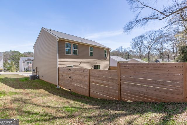 306 Duck Walk Way, Hogansville, GA 30230