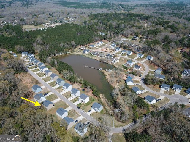 306 Duck Walk Way, Hogansville, GA 30230