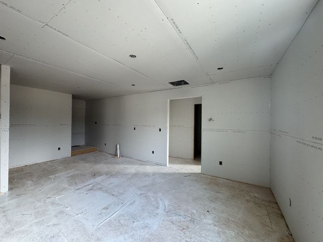 5924 Luke Court, Arrington, TN 37014