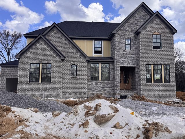 5924 Luke Court, Arrington, TN 37014