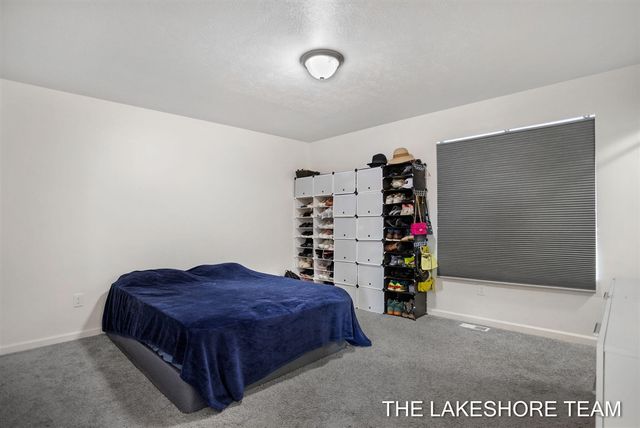 1211 Jayberry Drive, Holland, MI 49424