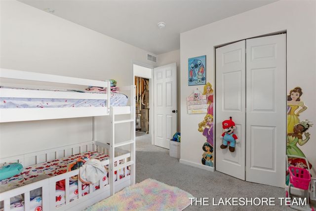 1211 Jayberry Drive, Holland, MI 49424