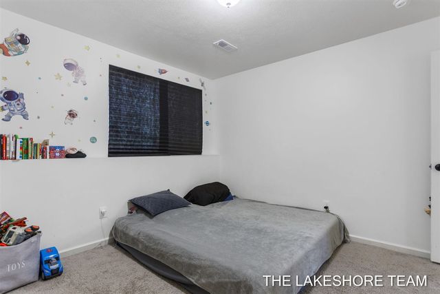 1211 Jayberry Drive, Holland, MI 49424