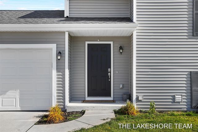 1211 Jayberry Drive, Holland, MI 49424